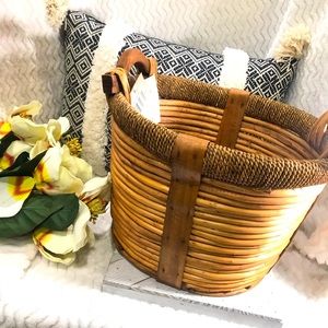 🌻 New KIP Don Wasserman International Unique Basket